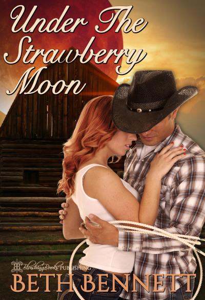 Книга Under the Strawberry Moon (Beth Bennett)