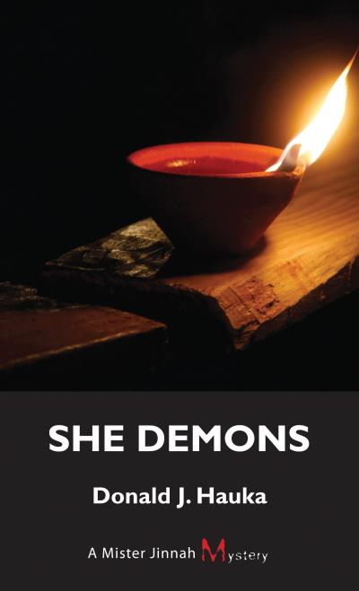 Книга She Demons (Donald J. Hauka)