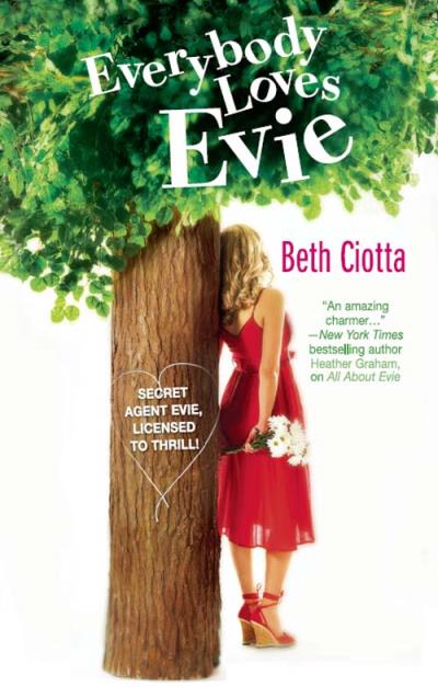 Книга Everybody Loves Evie (Beth  Ciotta)